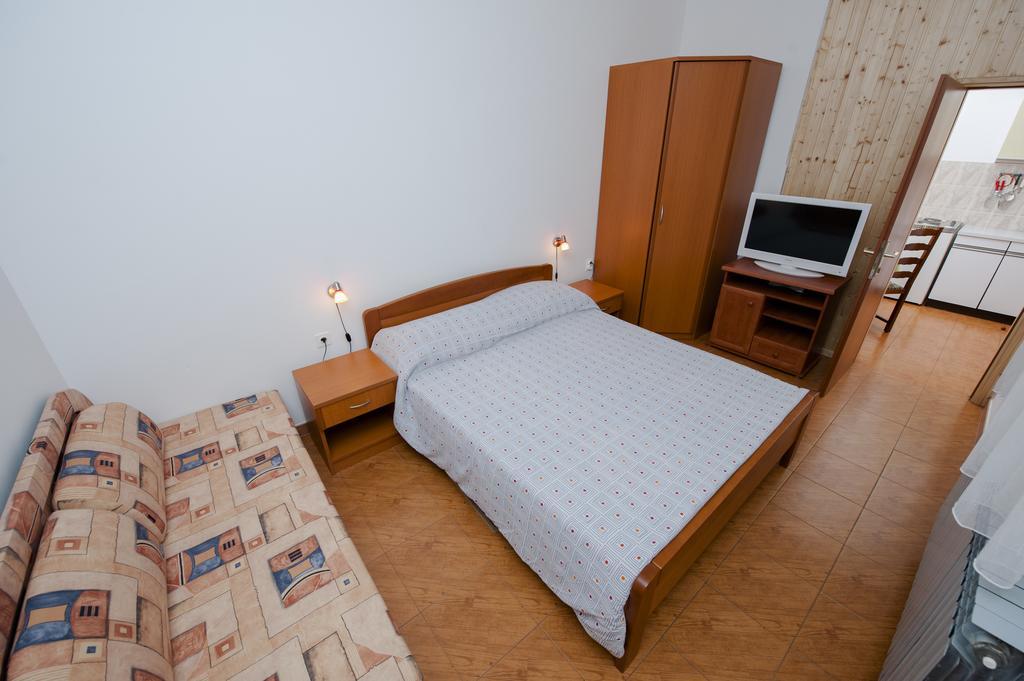 Apartments Val Mari - Laguna Rovinj Ngoại thất bức ảnh